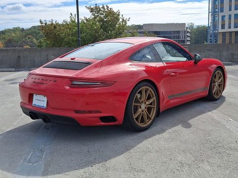 Used 2019 Porsche 911 Carrera T image 8