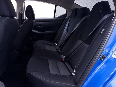 Used 2025 Nissan Sentra SV image 32