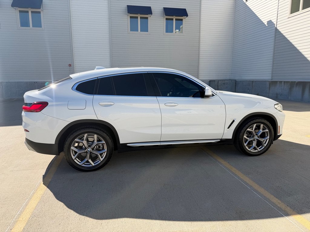 Used 2022 BMW X4 xDrive30i AWD/4WD image 8