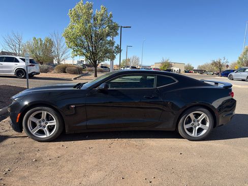 Used 2022 Chevrolet Camaro LT image 13