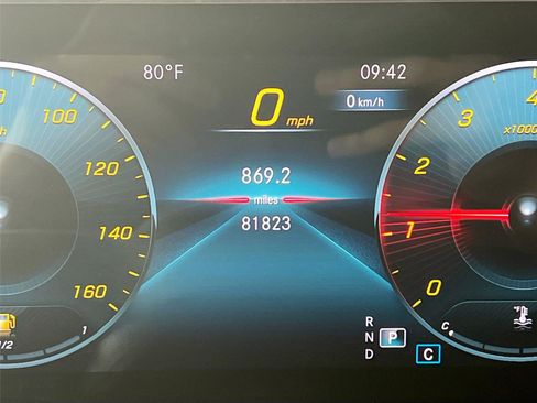 Used 2022 Mercedes-Benz GLB 250 4MATIC image 12