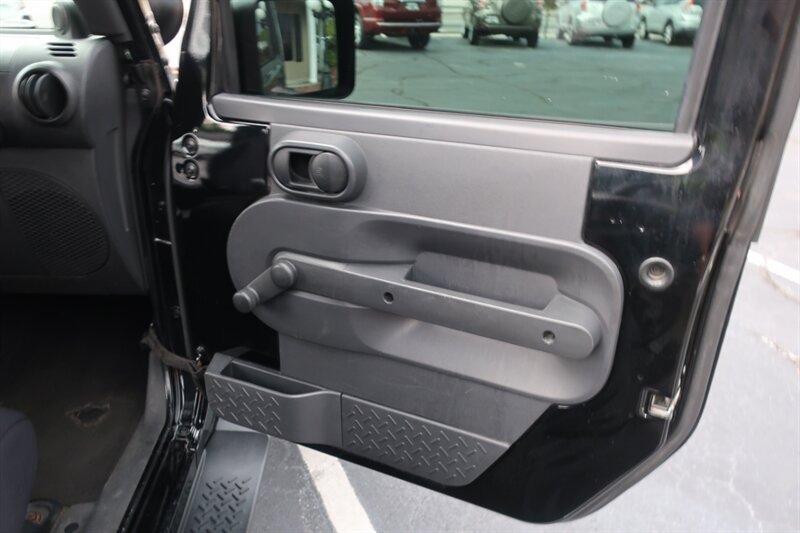 Used 2010 Jeep Wrangler Sport AWD/4WD image 21