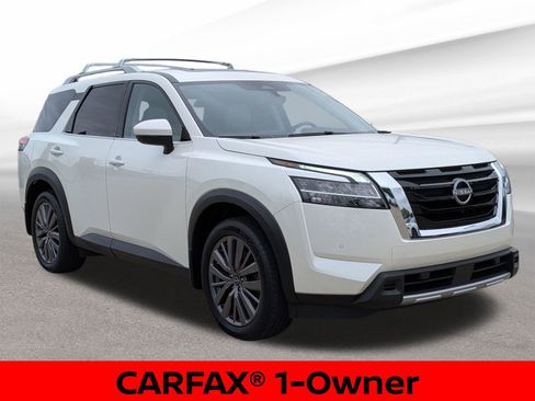 Certified 2023 Nissan Pathfinder SL w/ SL Premium Package AWD/4WD image 4