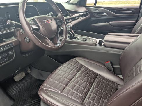 Used 2021 Cadillac Escalade Premium Luxury Platinum AWD/4WD image 19