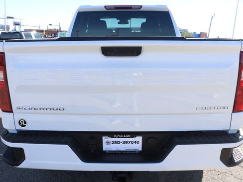 New 2026 Chevrolet Silverado 1500 Custom image 6