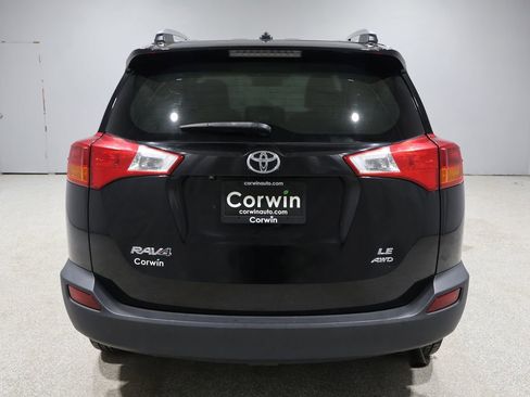 Used 2014 Toyota RAV4 LE image 3