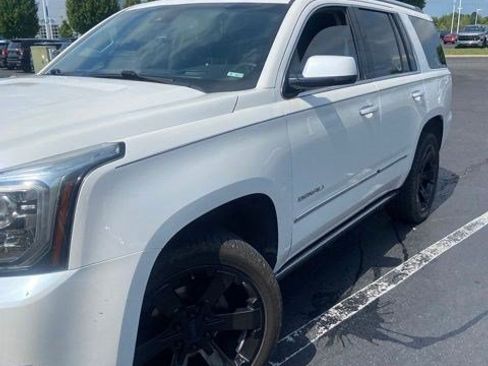 Used 2017 GMC Yukon Denali w/ Open Road Package AWD/4WD image 2