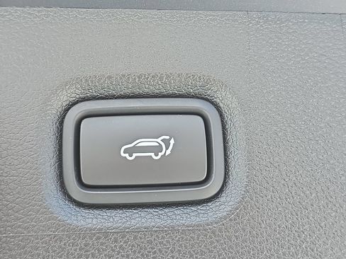 Used 2023 Hyundai Santa Fe SEL AWD/4WD image 29