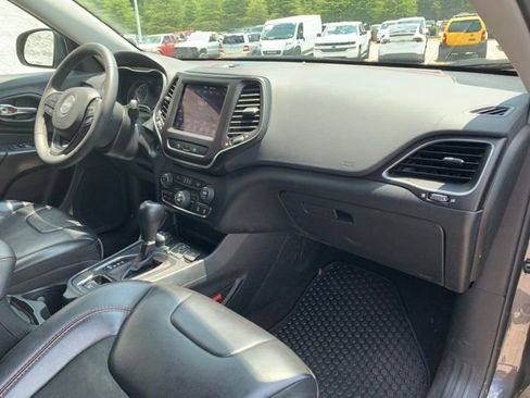 Used 2022 Jeep Cherokee Trailhawk w/ Trailer Tow Group image 47