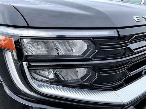 Used 2025 Ford Expedition Max Platinum AWD/4WD image 31