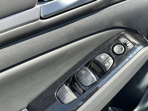 Used 2025 Nissan Altima 2.5 SR image 22