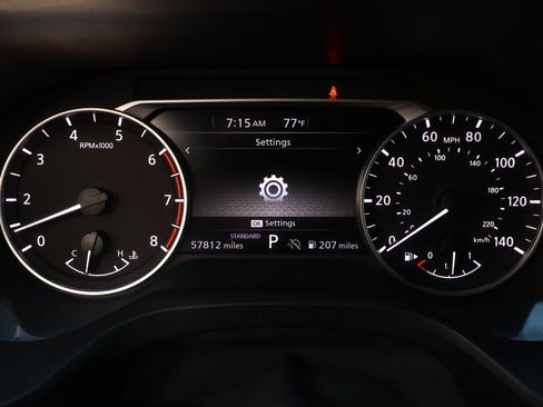 Used 2025 Nissan Rogue SV FWD image 15