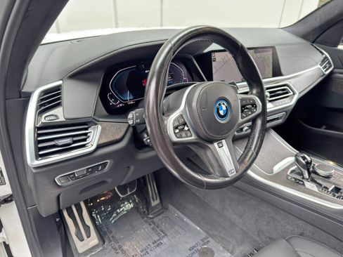 Used 2022 BMW X5 xDrive45e w/ M Sport Package AWD/4WD image 14