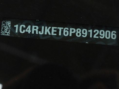 Used 2023 Jeep Grand Cherokee L Summit image 37