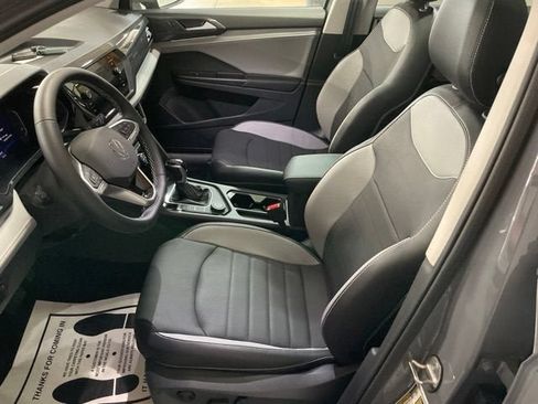 Certified 2023 Volkswagen Taos SEL AWD/4WD image 15