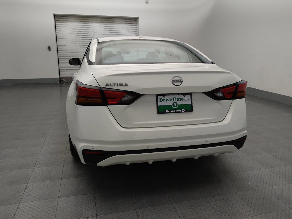 Used 2025 Nissan Altima 2.5 SV FWD image 6