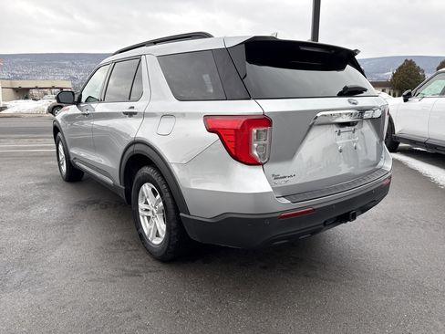 Used 2020 Ford Explorer XLT w/ Class III Trailer Tow Package image 6