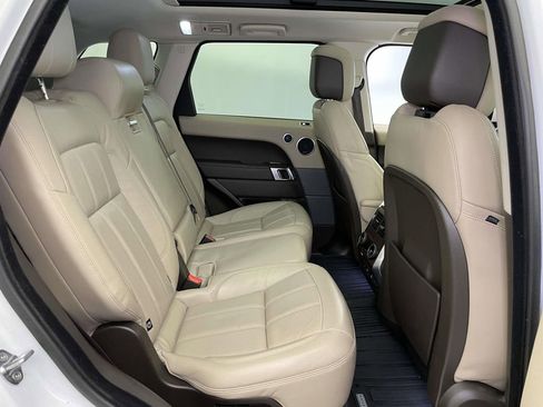 Used 2019 Land Rover Range Rover Sport HSE image 22