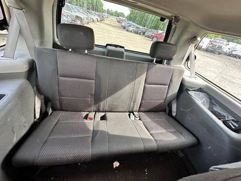 Used 2005 Nissan Armada SE AWD/4WD image 30