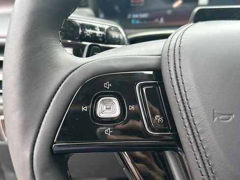 New 2026 Lincoln Aviator Reserve AWD/4WD image 24