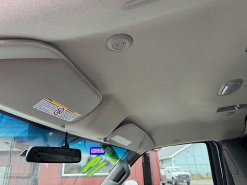 Used 2019 Chevrolet Express 3500 w/ Driver Convenience Package RWD image 17
