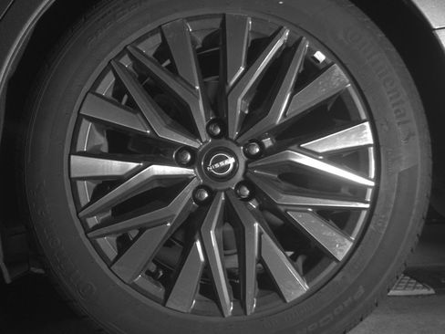 Used 2025 Nissan Altima 2.5 SV image 14