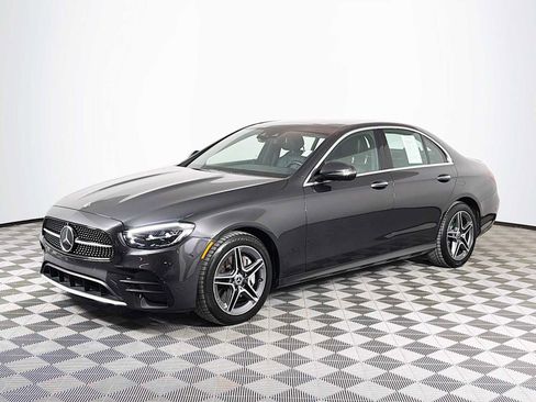 Used 2021 Mercedes-Benz E 450 4MATIC Sedan image 1