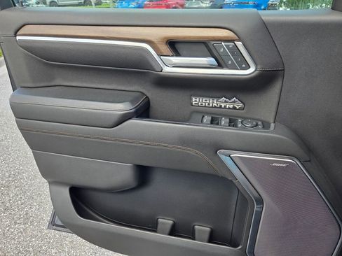 Used 2023 Chevrolet Silverado 1500 High Country w/ Z71 Off-Road Package image 22