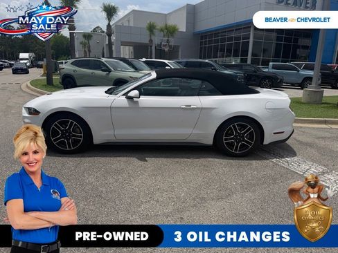 Used 2021 Ford Mustang Premium RWD image 7