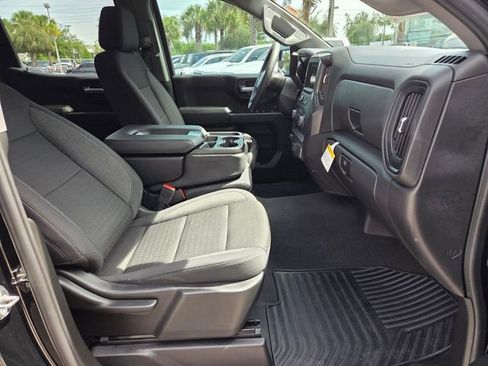 Used 2024 Chevrolet Silverado 1500 Custom w/ Turbomax Blackout Package RWD image 15