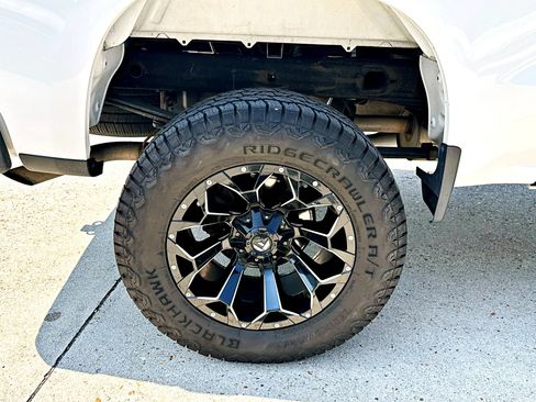 Used 2019 Chevrolet Silverado 1500 W/T w/ Trailering Package RWD image 9