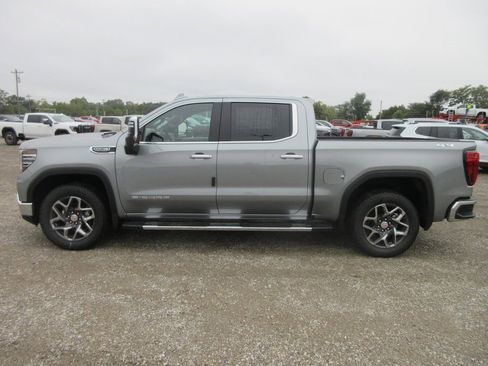 New 2026 GMC Sierra 1500 SLT w/ SLT Premium Plus Package image 10