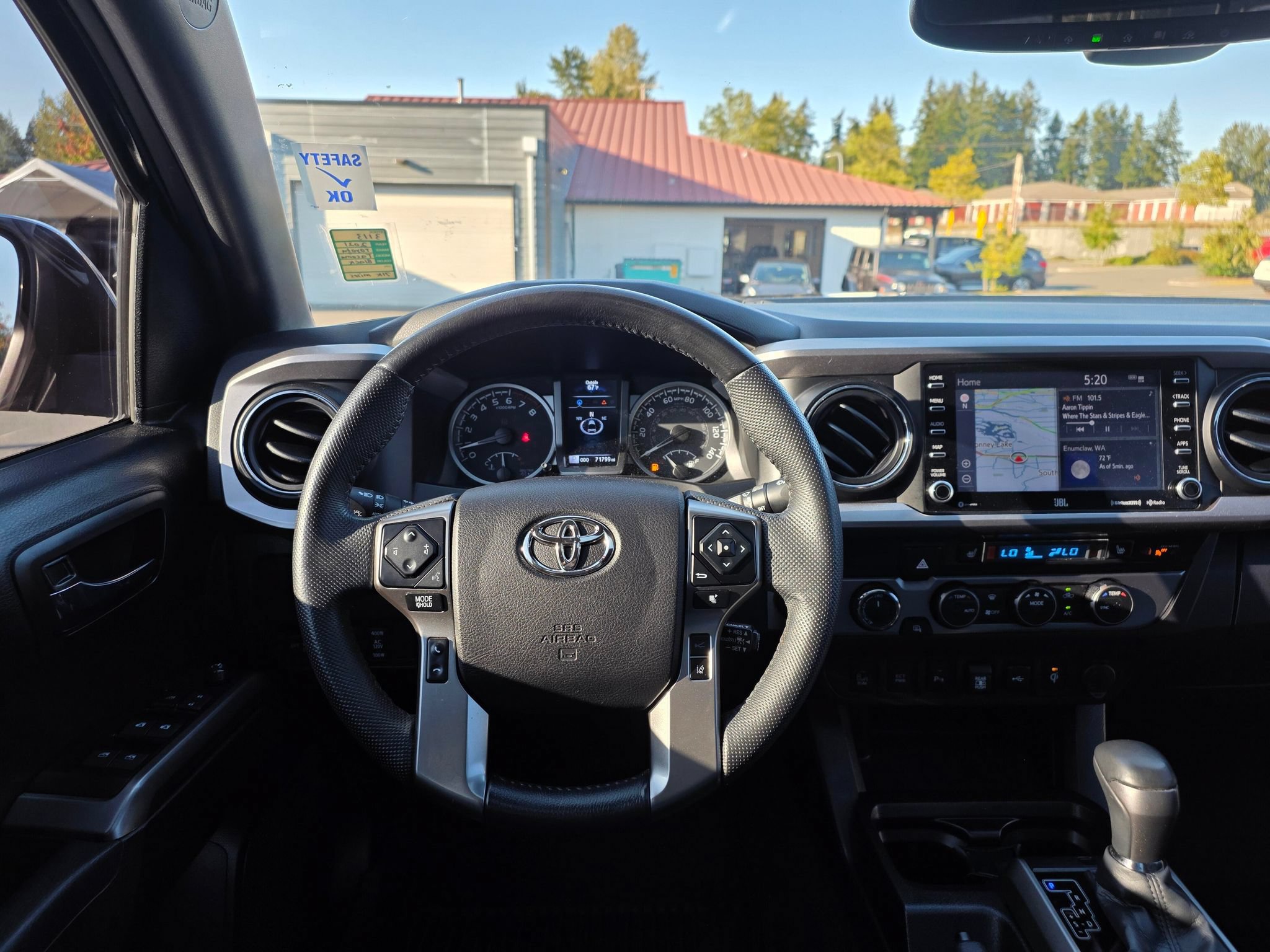 Used 2021 Toyota Tacoma Limited w/ Blackout Package (TMS) AWD/4WD image 12