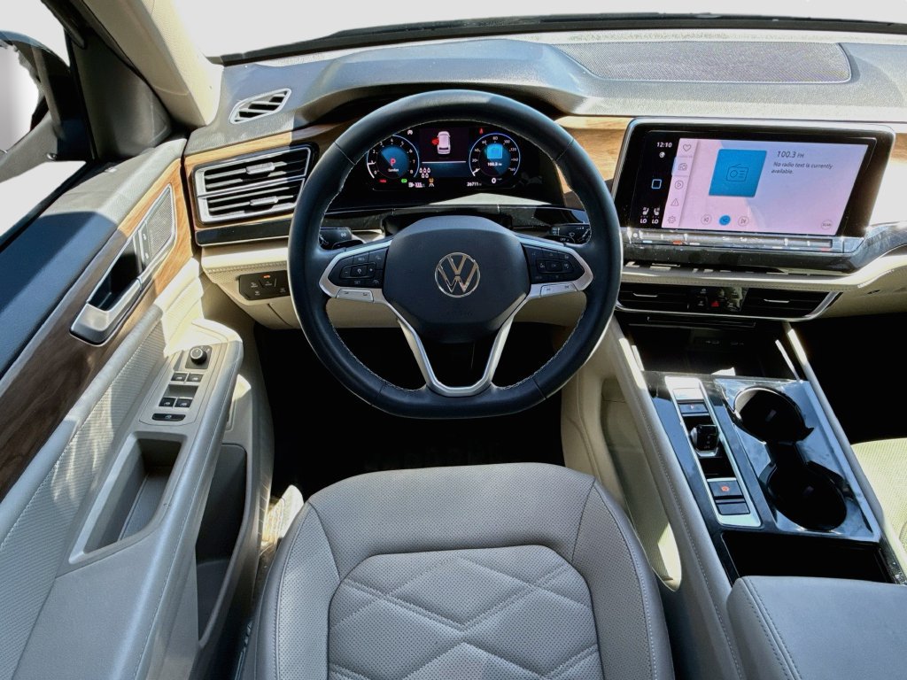 Used 2024 Volkswagen Atlas SE FWD image 21