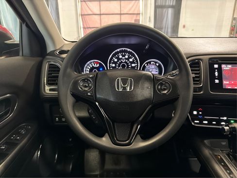 Used 2016 Honda HR-V EX image 21