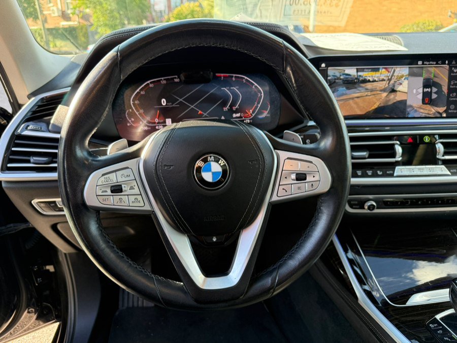 Used 2020 BMW X7 xDrive40i w/ Premium Package AWD/4WD image 15