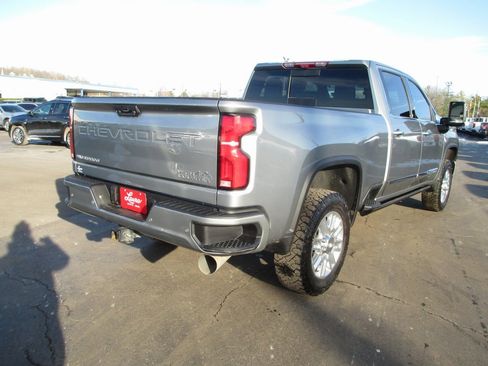 Certified 2025 Chevrolet Silverado 3500 High Country w/ Technology Package image 5