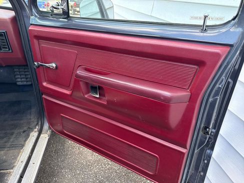 Used 1987 Dodge D/W Truck 100 RWD image 12