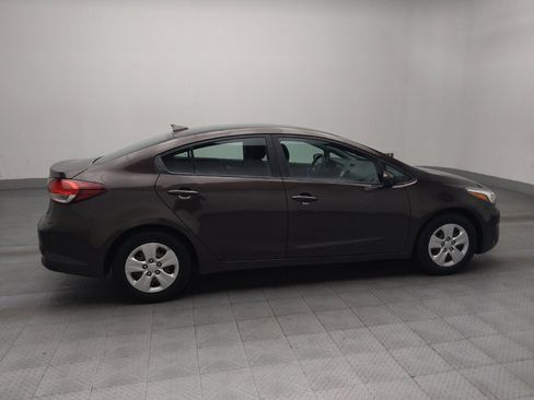 Used 2018 Kia Forte LX w/ LX Popular Package image 10