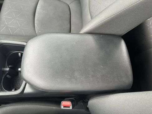Used 2024 Toyota RAV4 XLE w/ Convenience Package AWD/4WD image 20