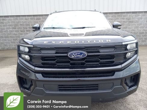 New 2026 Ford Expedition Max Active AWD/4WD image 8