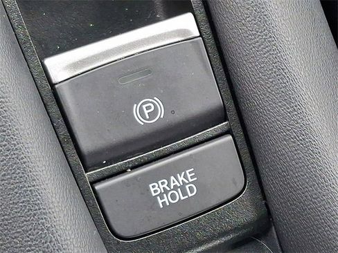 Used 2024 Honda HR-V Sport image 23