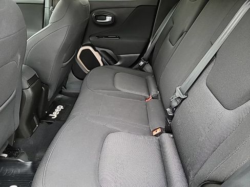 Used 2016 Jeep Renegade Latitude w/ Cold Weather Group AWD/4WD image 24