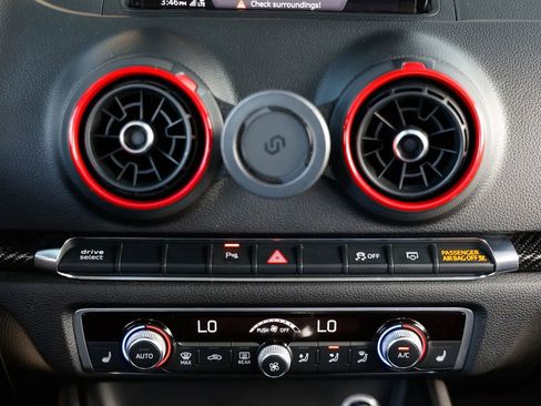 Used 2018 Audi RS 3 w/ Technology Package image 33