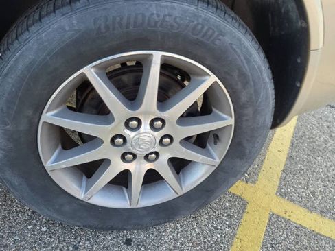 Used 2016 Buick Enclave Leather AWD/4WD image 36