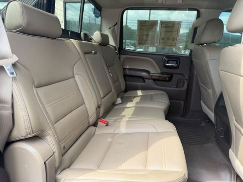 Used 2016 GMC Sierra 2500 Denali w/ Duramax Plus Package AWD/4WD image 21
