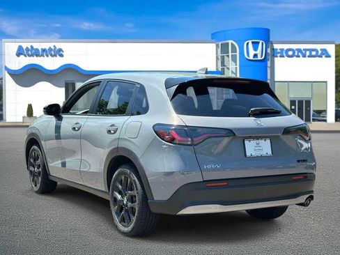 Certified 2025 Honda HR-V Sport image 5