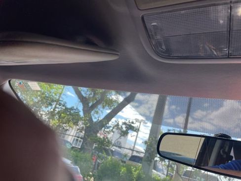 Used 2019 Honda HR-V LX image 12