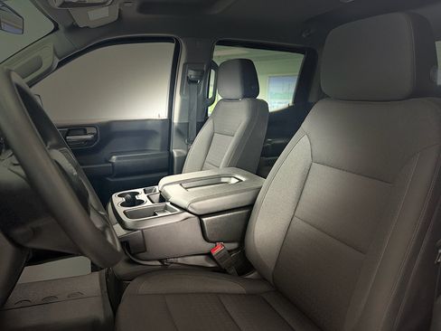 Used 2025 Chevrolet Silverado 1500 Custom Trail Boss w/ Turbomax Blackout Package AWD/4WD image 10