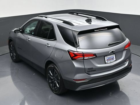 Certified 2023 Chevrolet Equinox RS FWD image 48